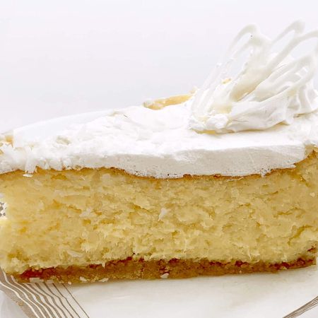 white chocolate cheesecake slice